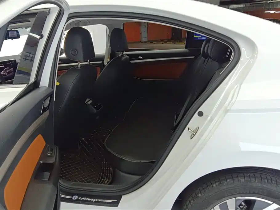 Volkswagen Bora 2023 200TSI DSG Smart Edition фото 11
