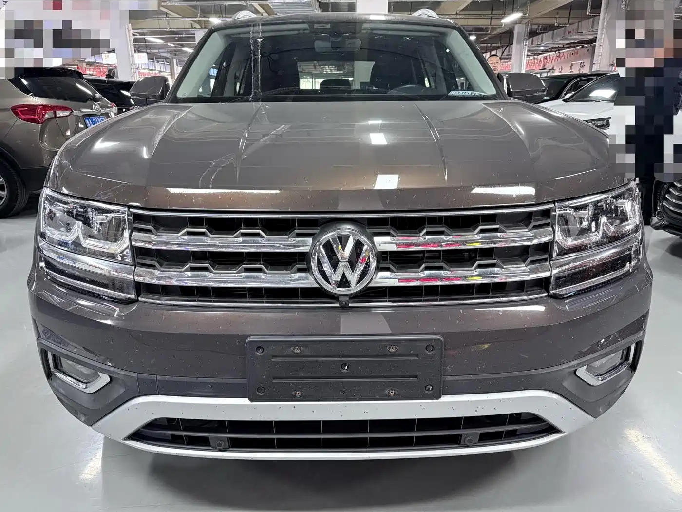 Volkswagen Teramont 2019 380TSI 4WD Luxury Edition China VI фото 3
