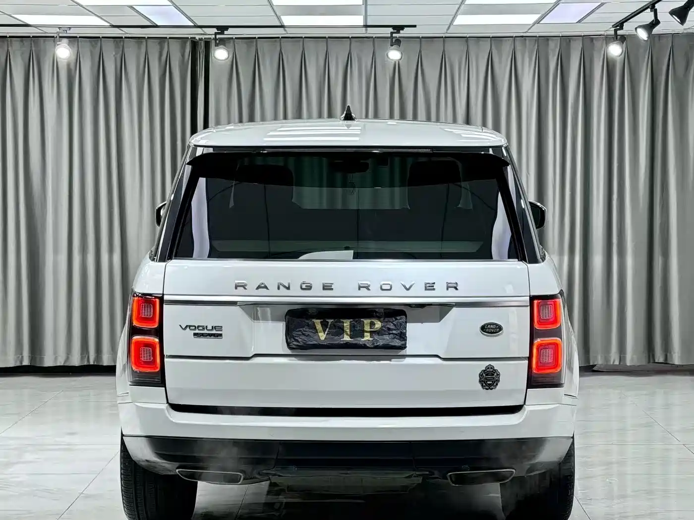 Land Rover Range Rover 2018 3.0 SC V6 Vogue Heritage Edition фото 11