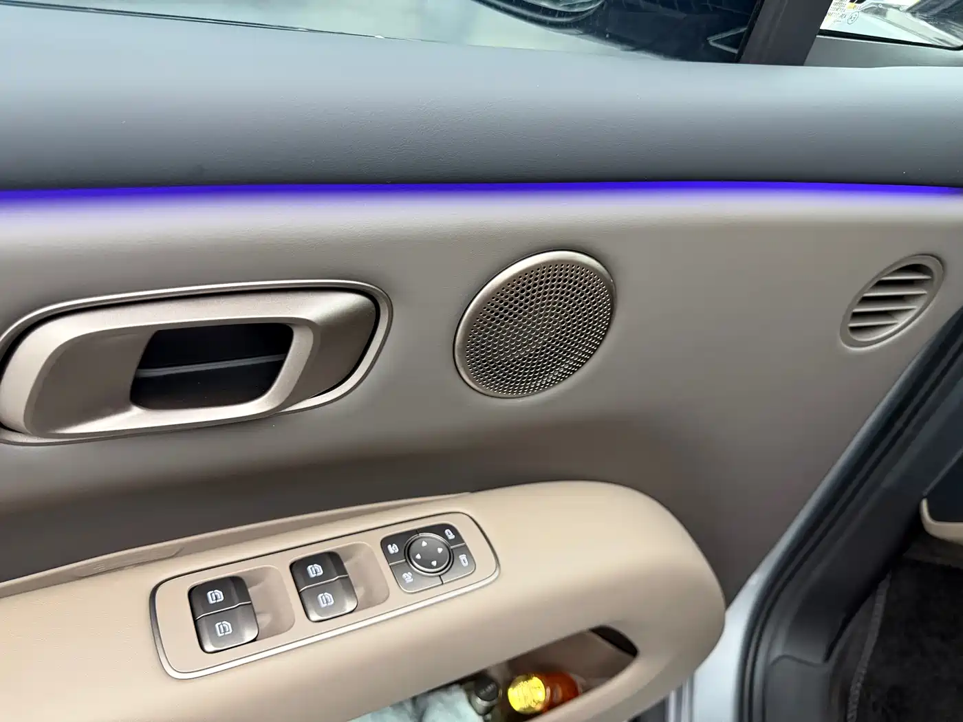 Li Auto i6 2026 2025 4WD Base Model