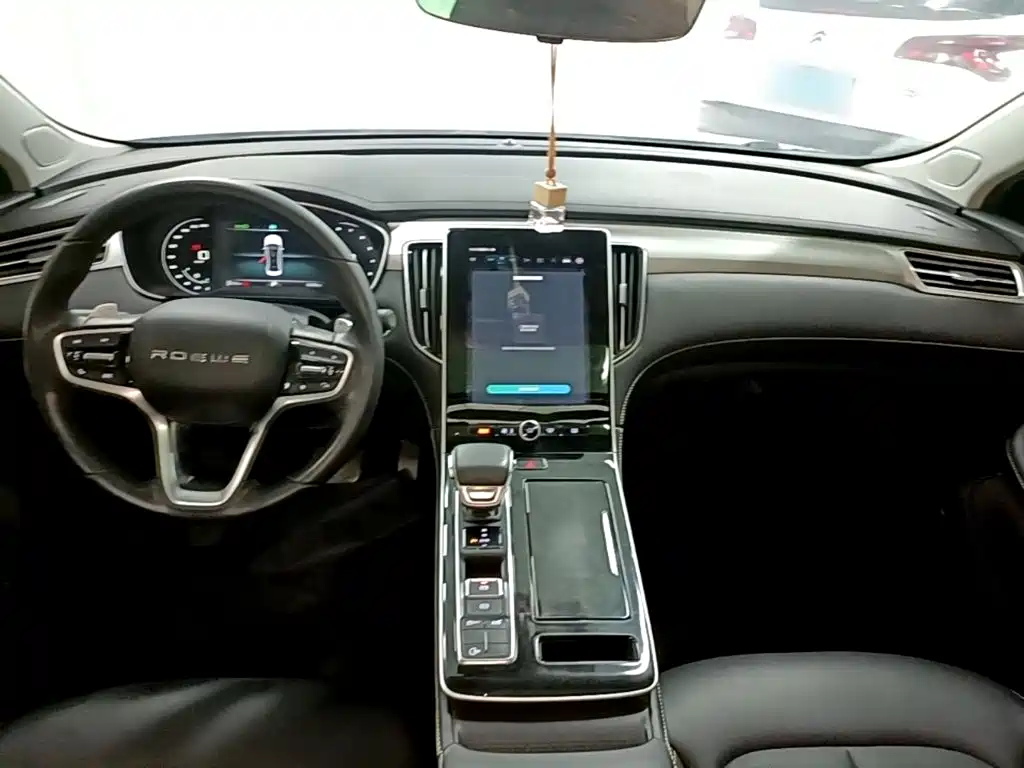 Roewe i6 MAX 2022 2020 Model 300TGI Automatic Cool & Smart Edition