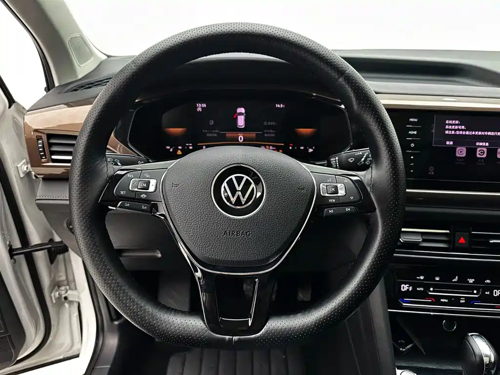 Volkswagen Tharu 2022 280TSI 2WD Comfort фото 10