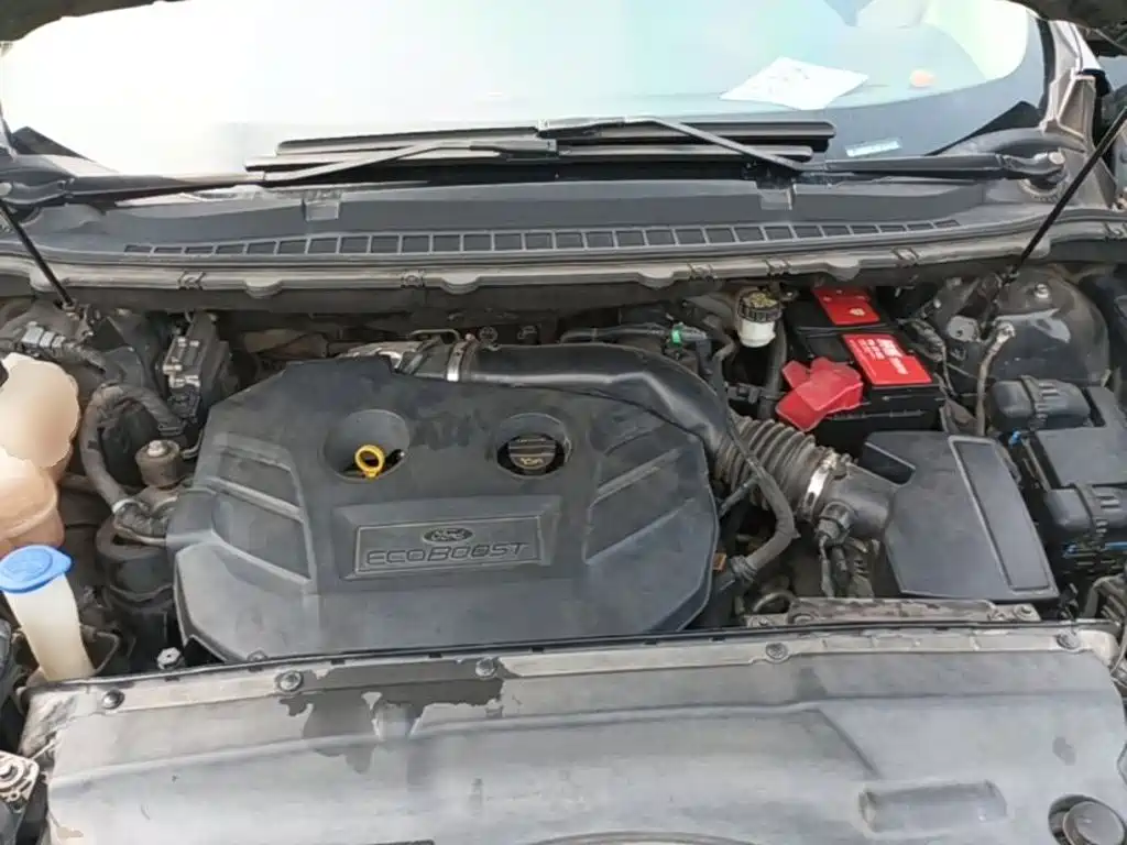 Фото 20 - Ford Edge
