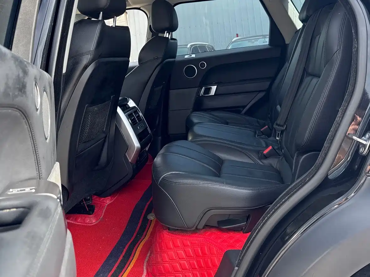 Land Rover Range Rover Sport 2016 3.0 SDV6 HSE фото 11