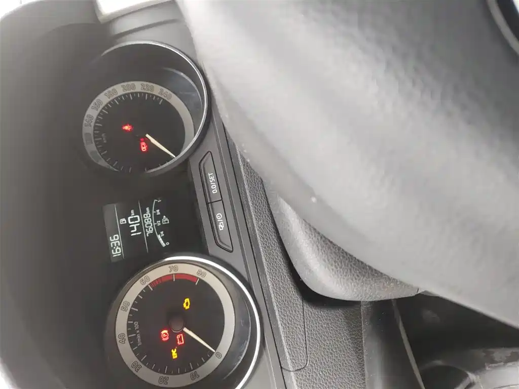 Škoda Skoda Rapid Spaceback 2018 1.6L Manual Comfort фото 3