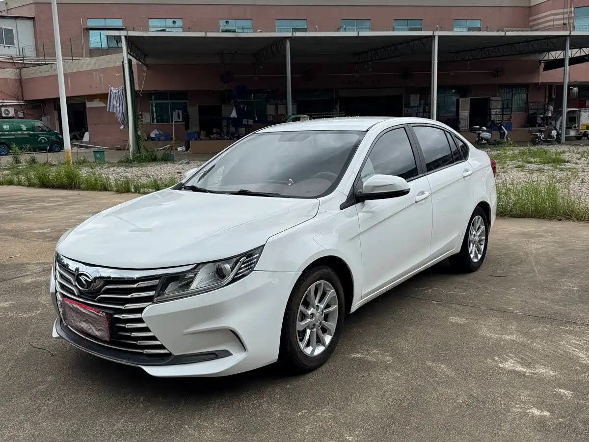 Soueast A5 Wing Dance 2019 1.5L CVT Luxury Edition China V