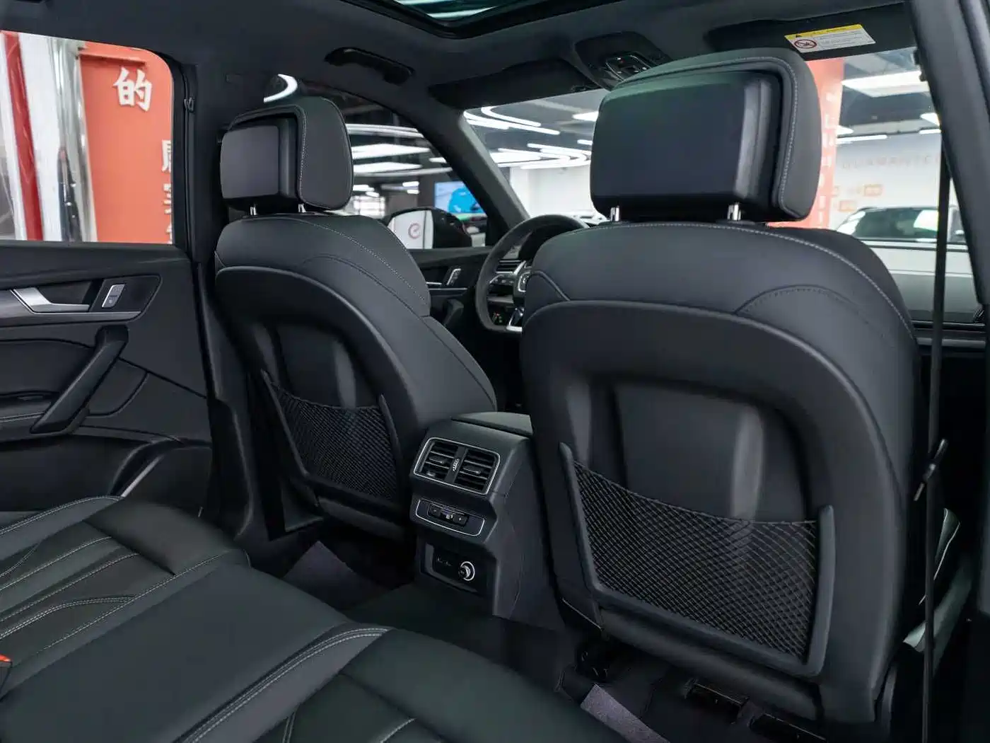 Audi Q5L 2024 Model 40 TFSI Luxury Dynamic фото 12