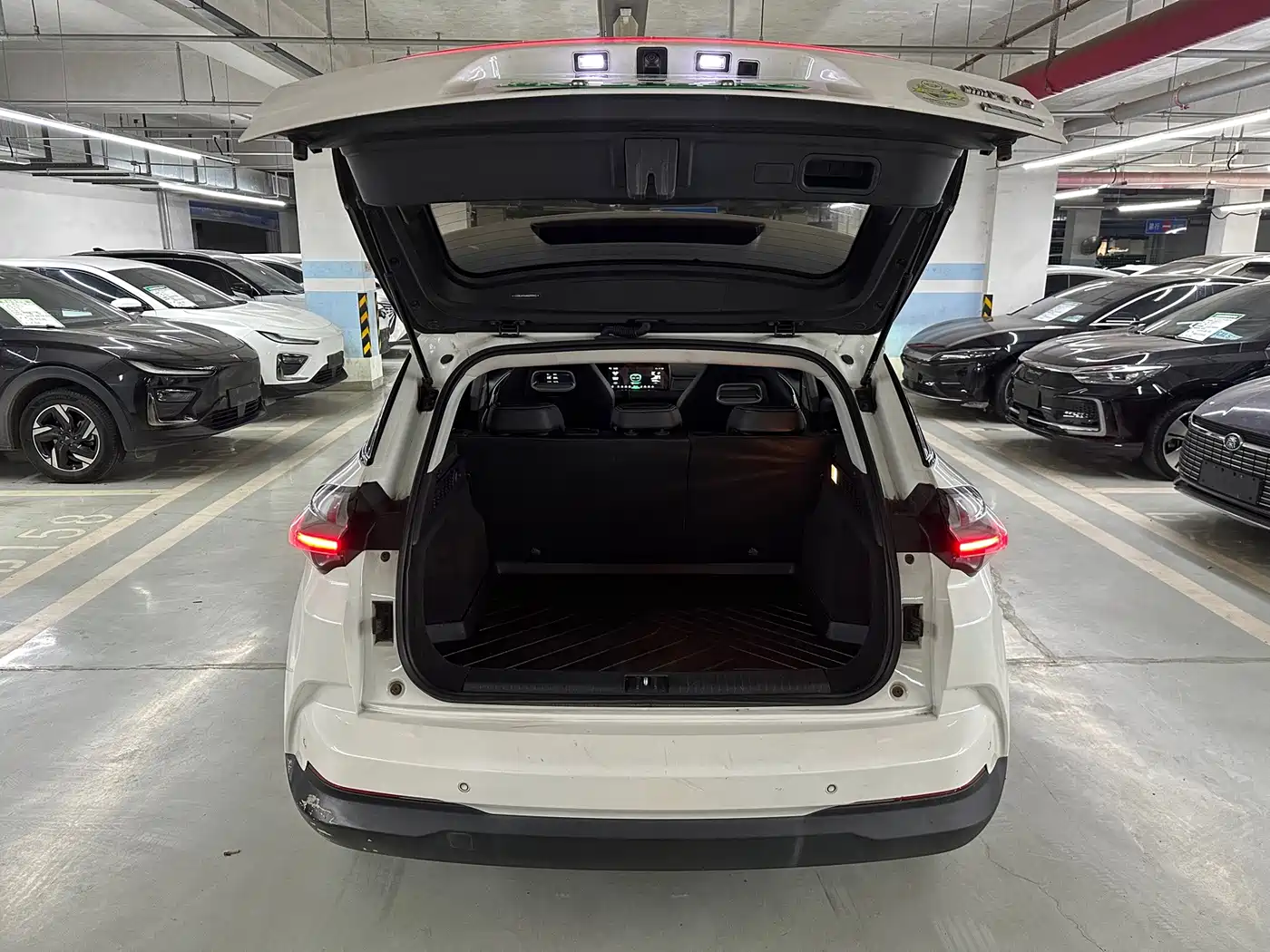 Nezha Auto Neta U 2022 2021 Facelift Pro 400 Industry Custom Edition