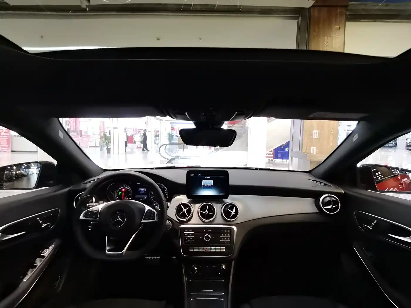 Mercedes-Benz CLA (Import) 2017 CLA 220 4MATIC фото 11