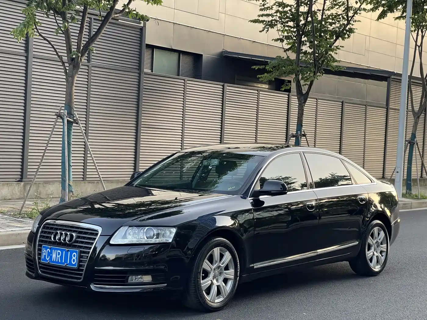 Audi A6L 2010 2.8 FSI Luxury