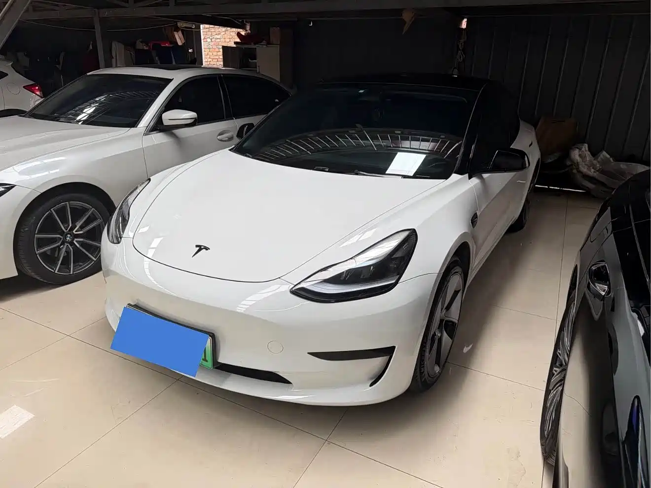 Tesla Model 3 2022