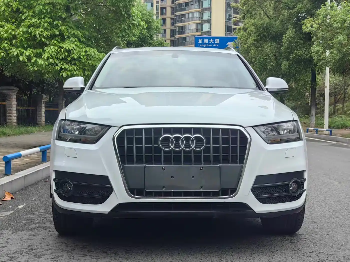 Audi Q3 2015 35 TFSI Millionth Anniversary Intelligent Leader фото 2