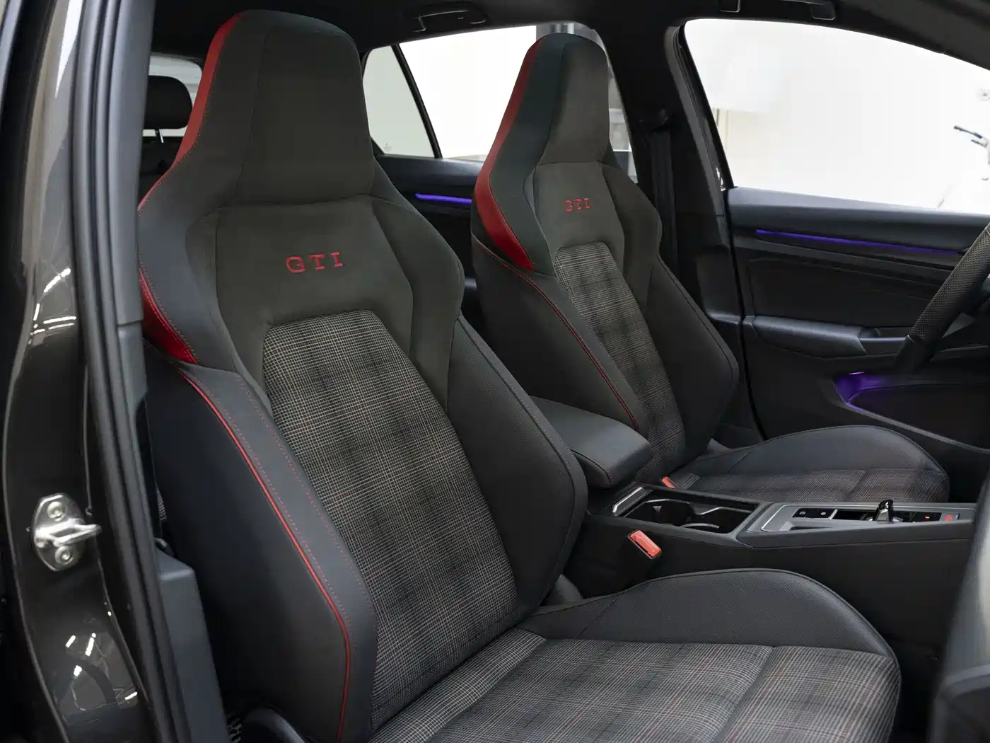 Volkswagen Golf GTI 2023 380TSI DSG GTI фото 12