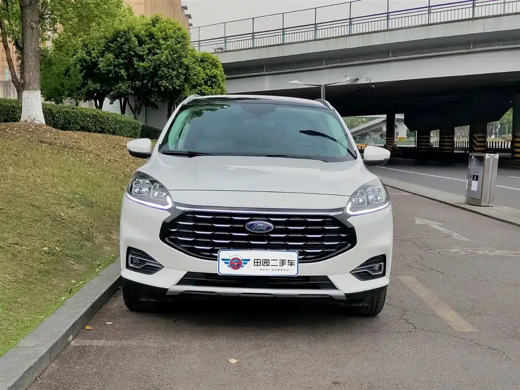 FORD RUIJI