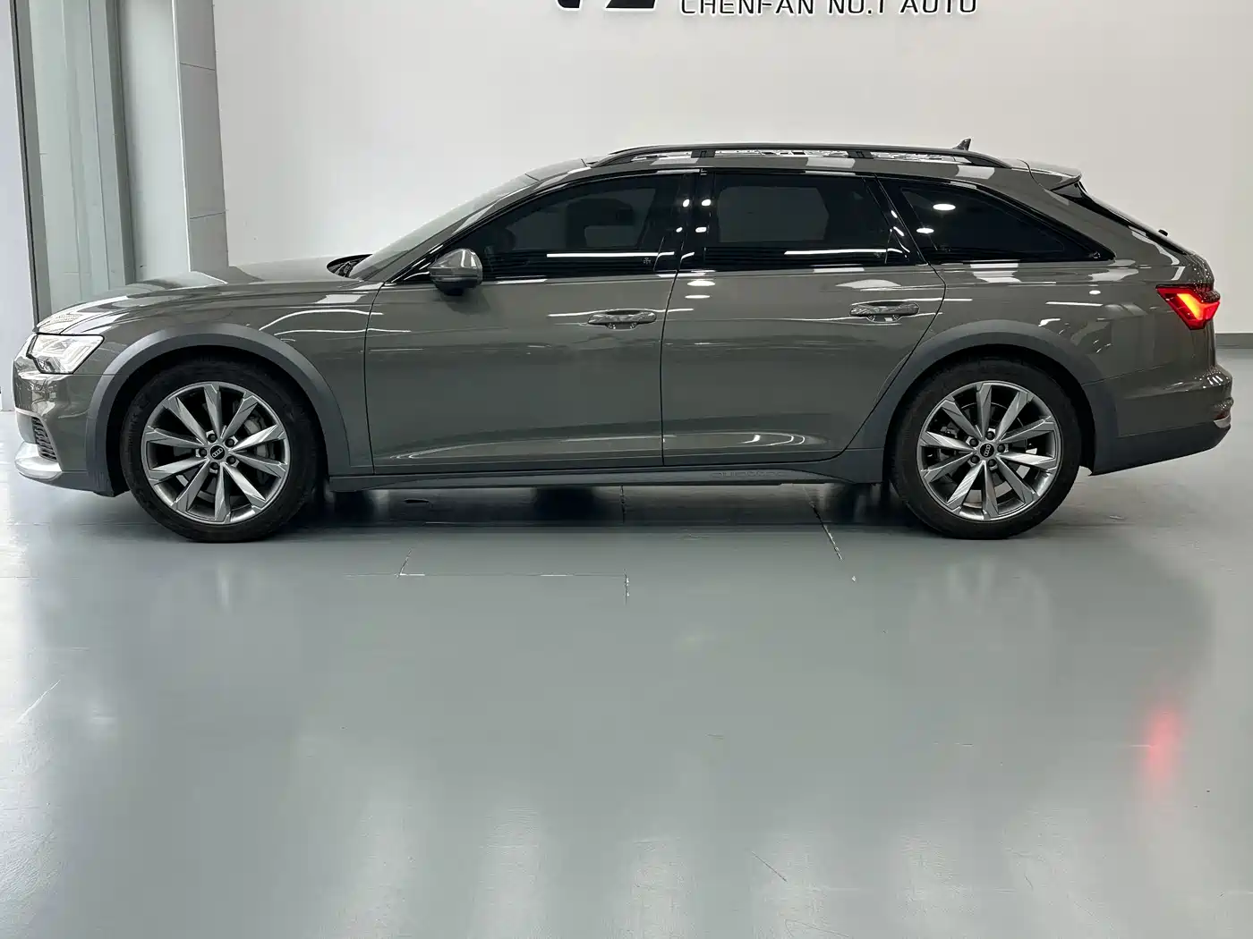 Audi A6 (Import) 2024 2024 allroad quattro 55 TFSI Premium Off-road