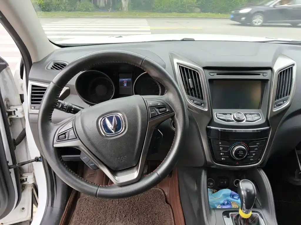 Changan CS75 2014 2014 1.8T Automatic Premium (China IV)