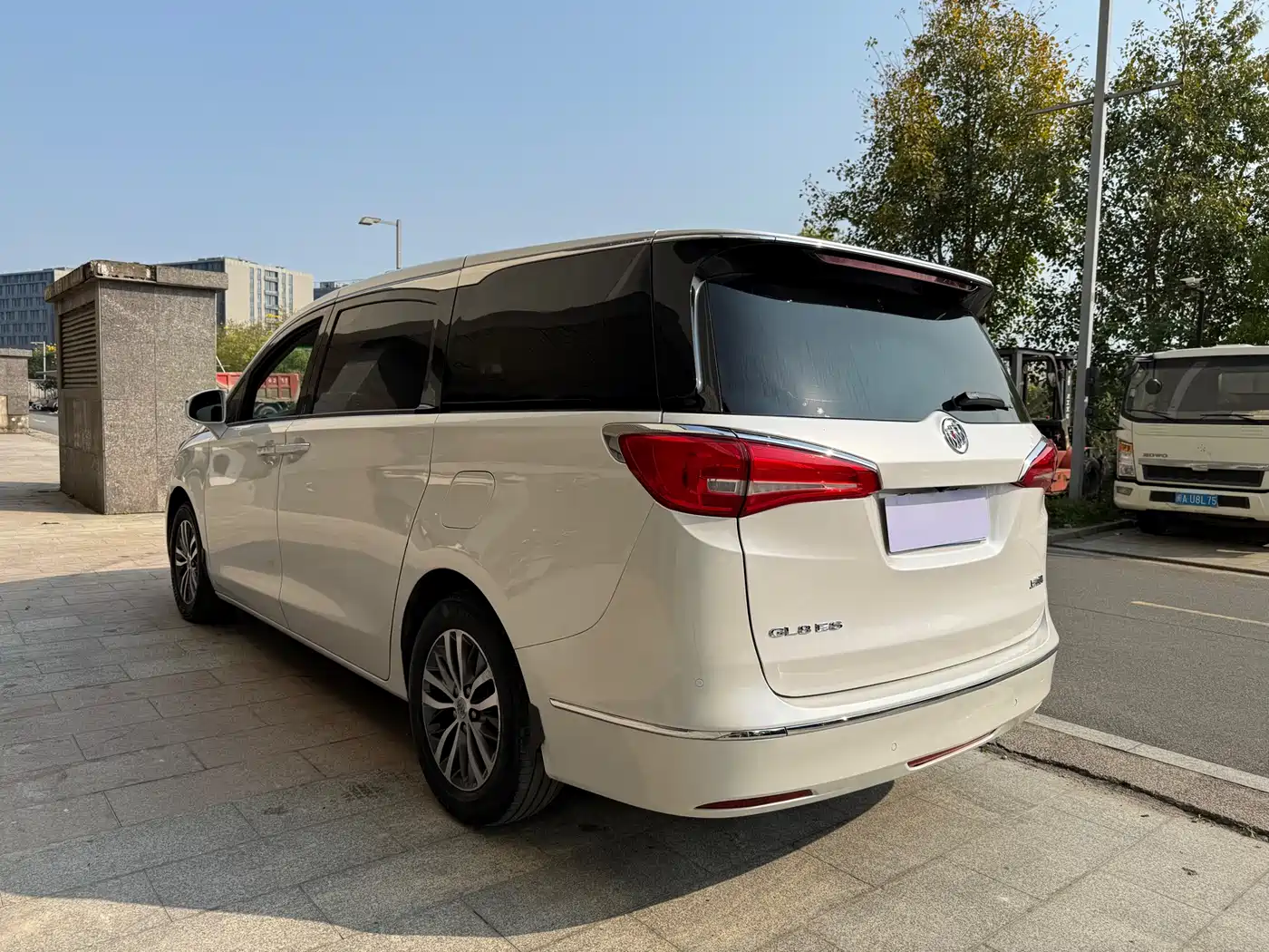 Buick GL8 2017 ES 28T Luxury China V фото 6