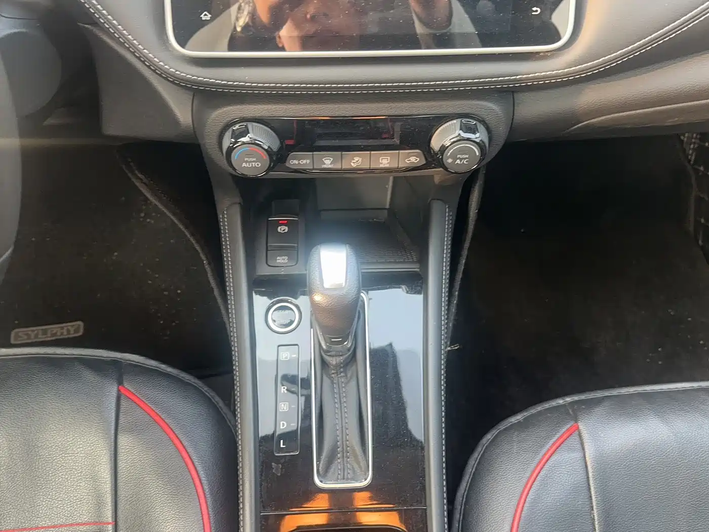 Nissan Kicks 2024 2023 Model Spirited 1.5L Ultimate Dynamic Luxury Edition