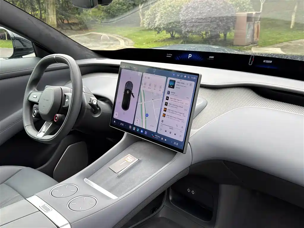Xiaomi Auto Xiaomi YU7 2025 Ultra Long Range High Performance AWD Max Edition фото 12