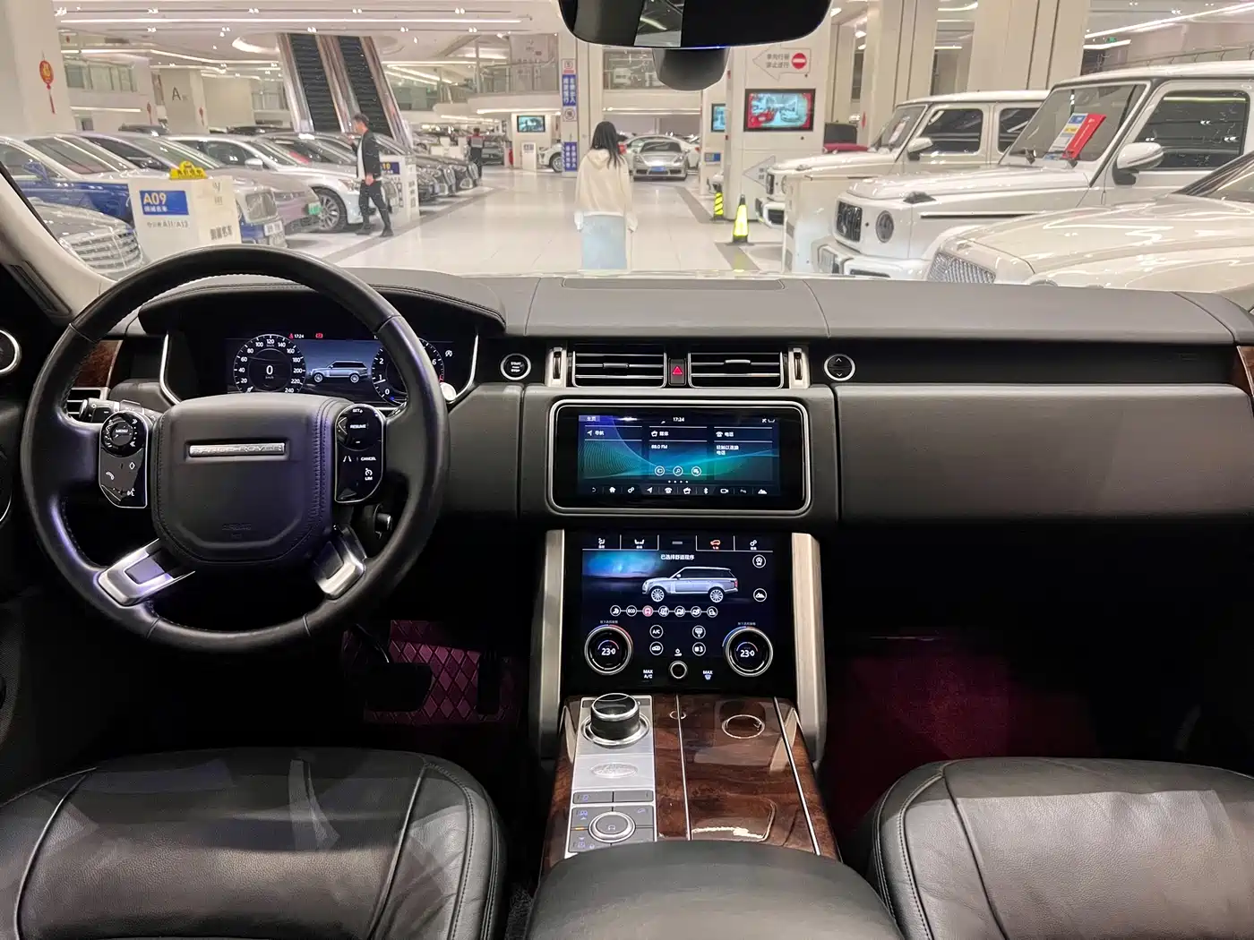 Land Rover Range Rover 2020 3.0 L6 Shengshi Edition фото 4