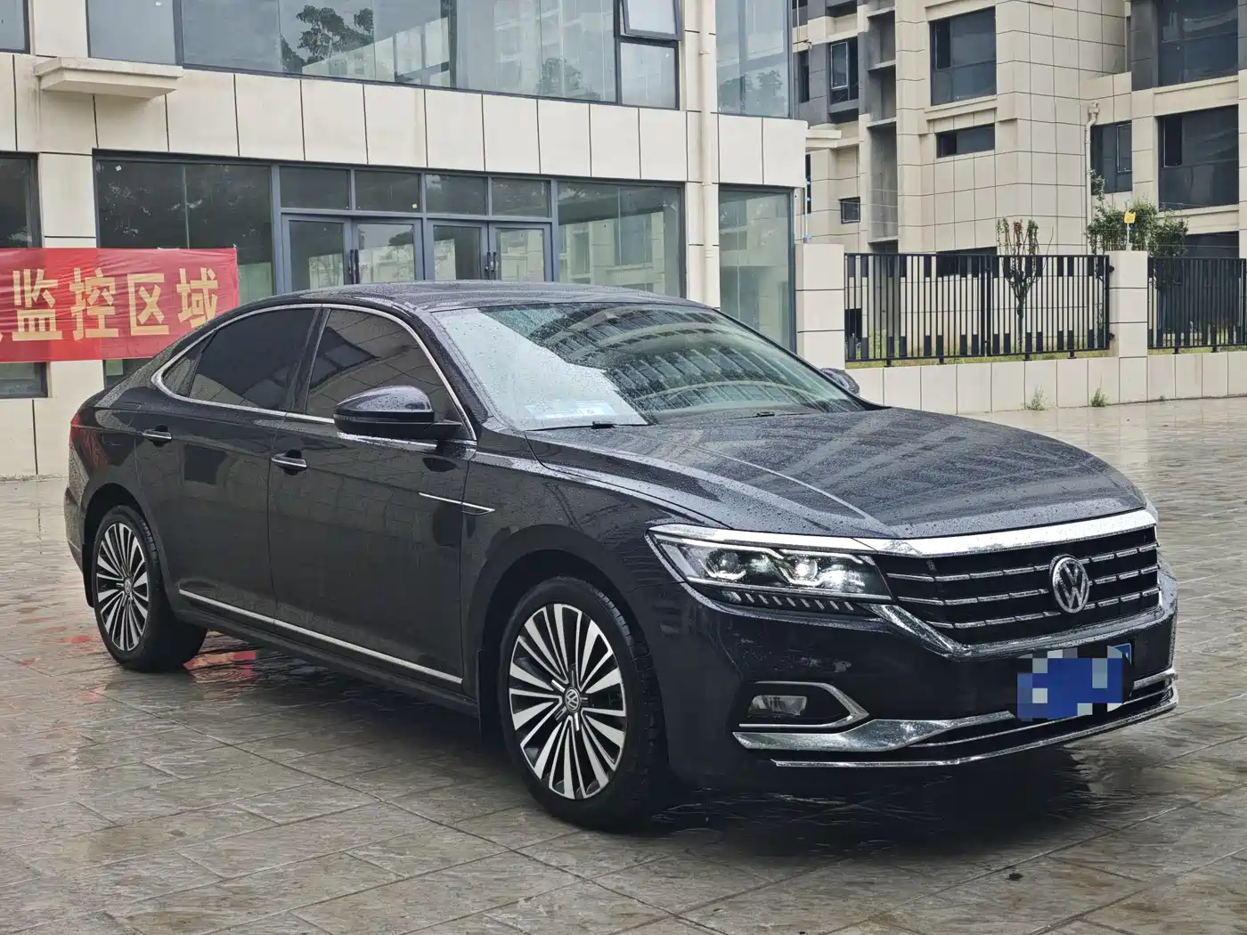 Volkswagen Passat 2019 Model 380TSI Premium Edition China VI фото 3