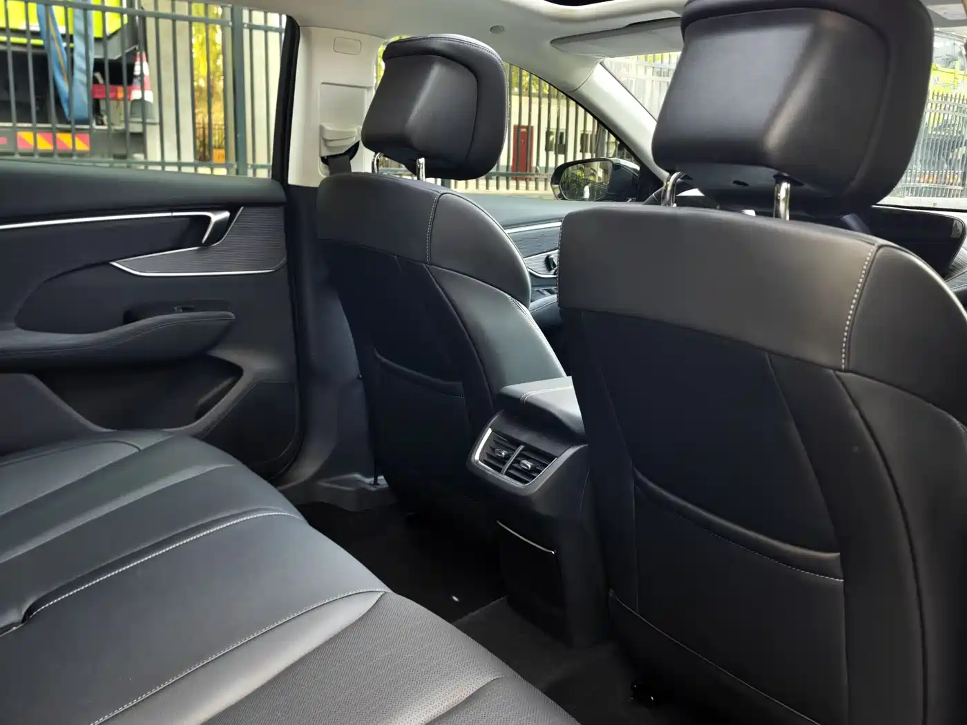 Buick LaCrosse 2025 Model 28T Platinum Edition фото 17