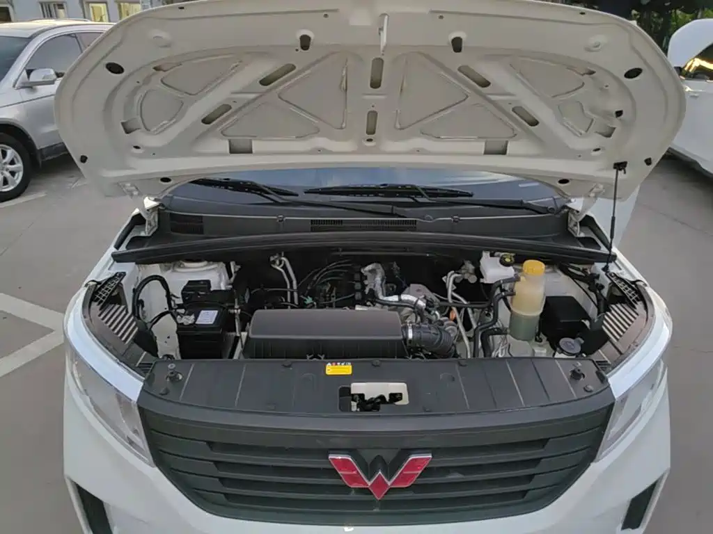 Wuling Motors Wuling Hongguang PLUS 2023 2019 1.5T Manual Standard 5-Seater