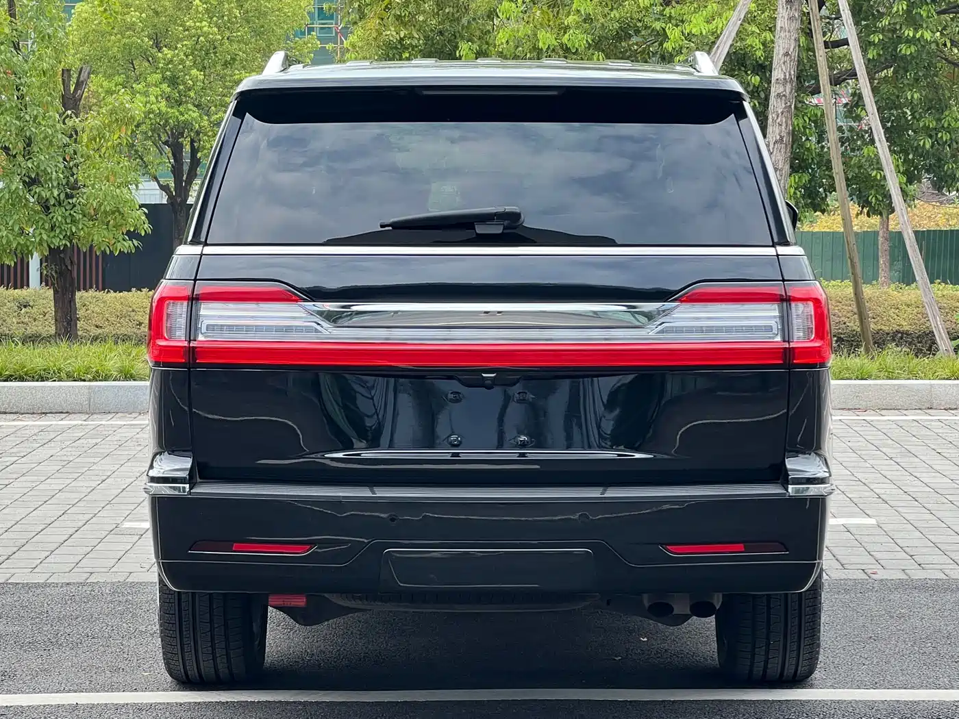 Фото 16 - Lincoln Navigator
