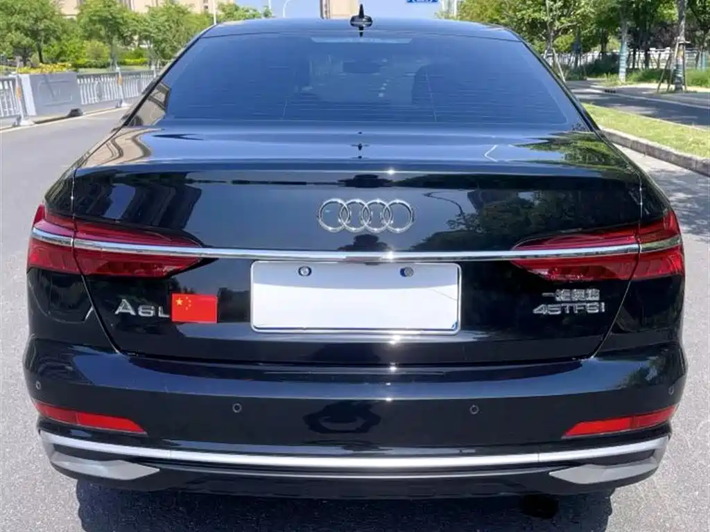 Audi A6L 2023 45 TFSI Premium Selection Dynamic фото 5
