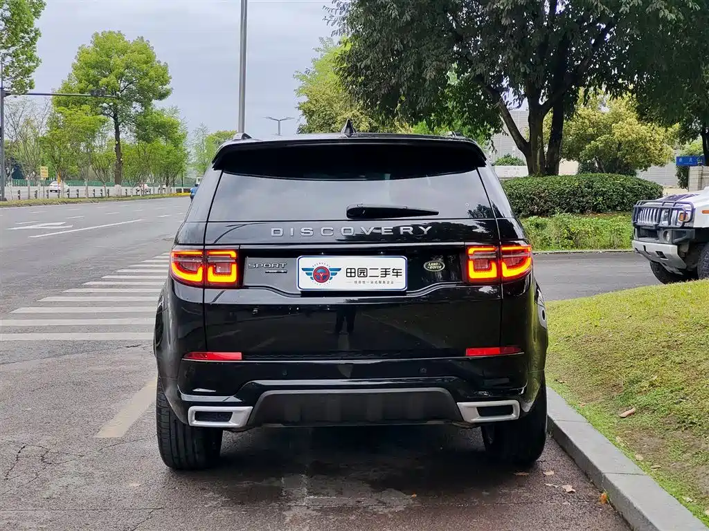 LAND ROVER DISCOVER SPORTS