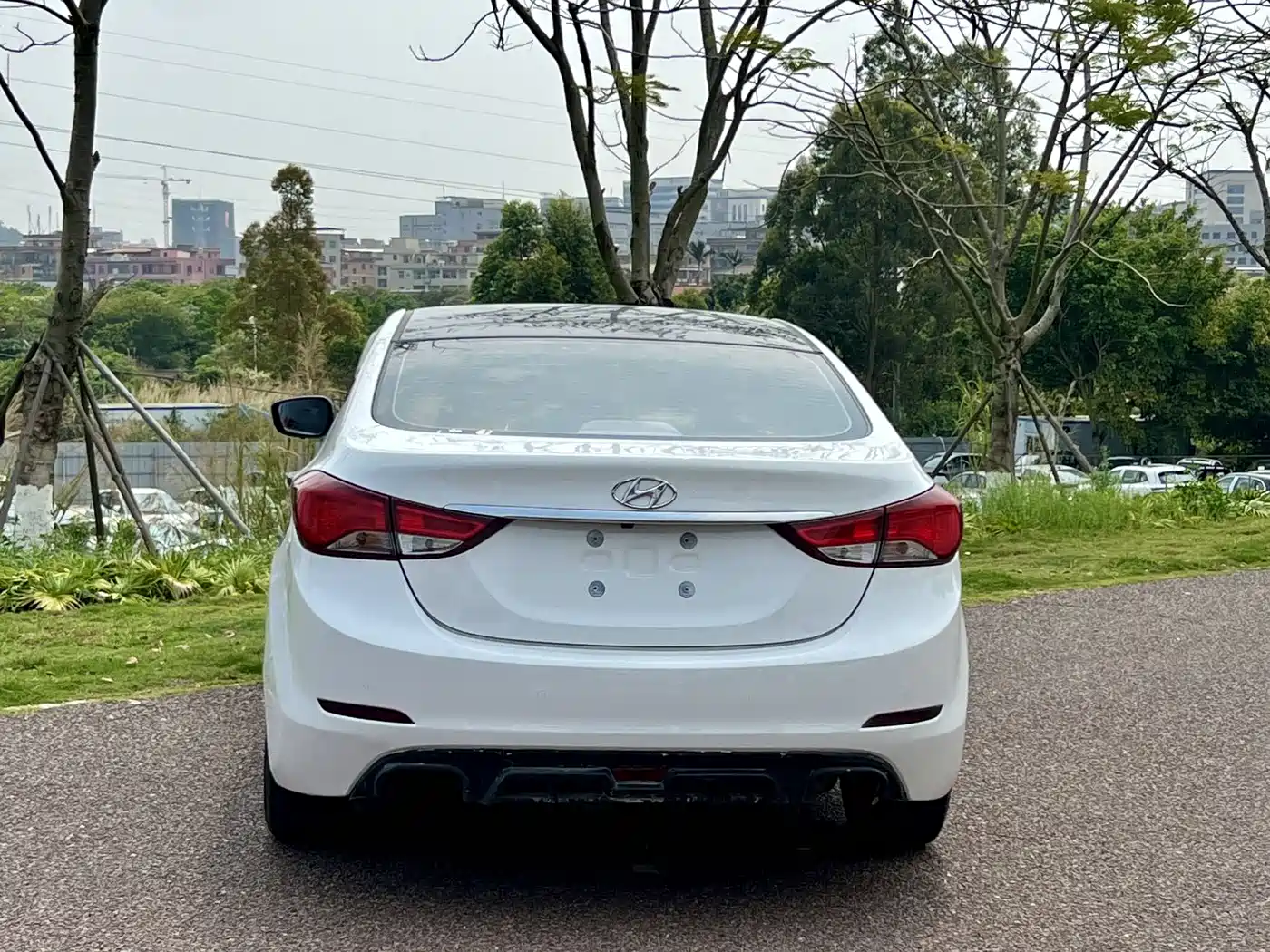 Hyundai Langdong 2016 1.6L Automatic Premium Edition фото 8