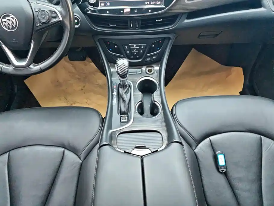 Фото 16 - Buick Envision Plus