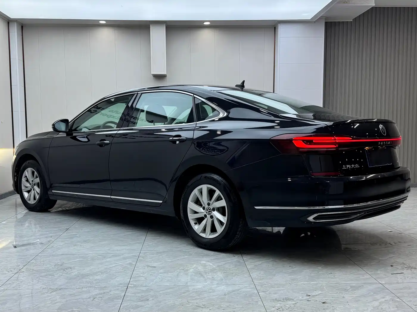 Volkswagen Passat 2022 280TSI Elite Edition фото 6