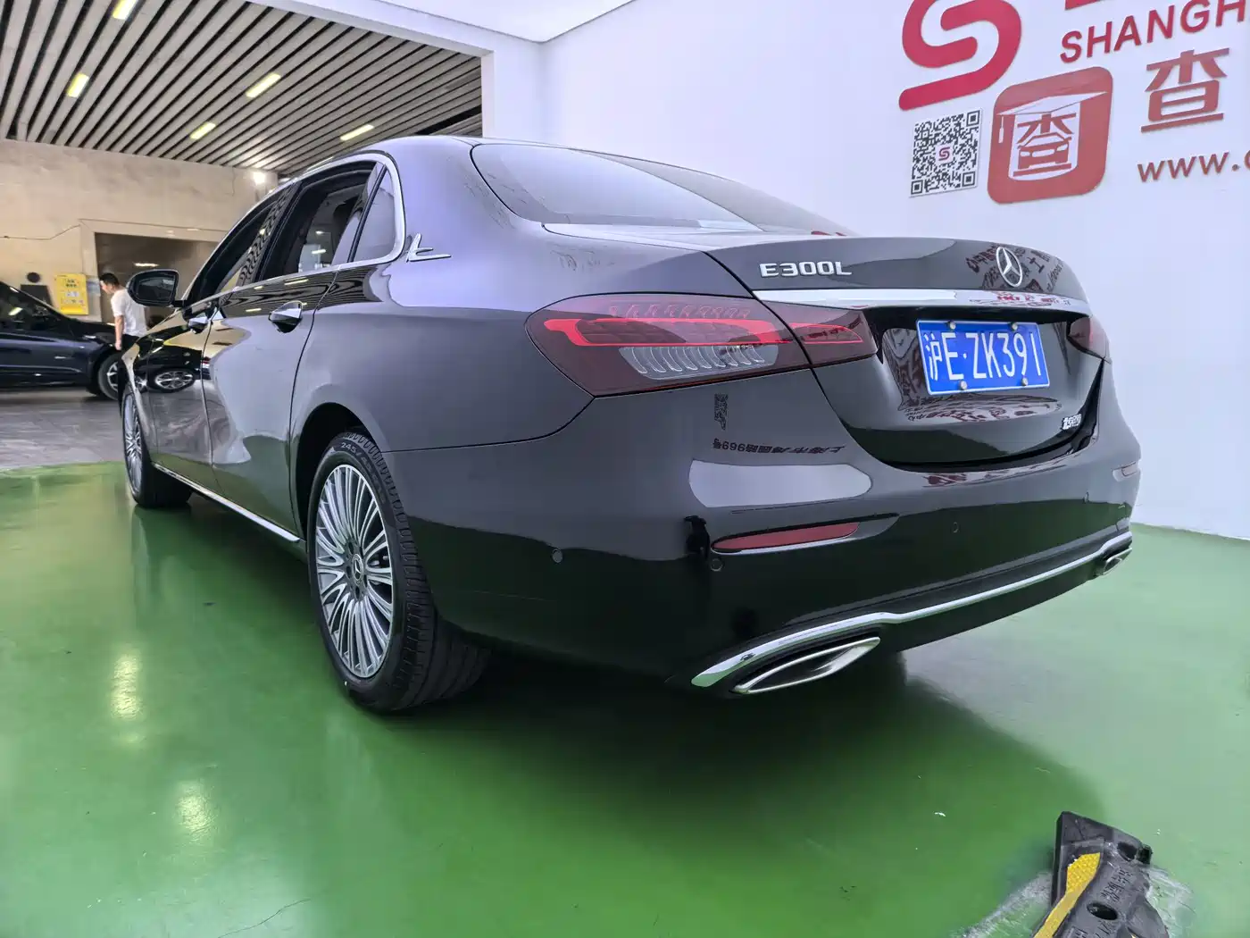 Mercedes-Benz E-Class 2023 E 300 L Luxury фото 11