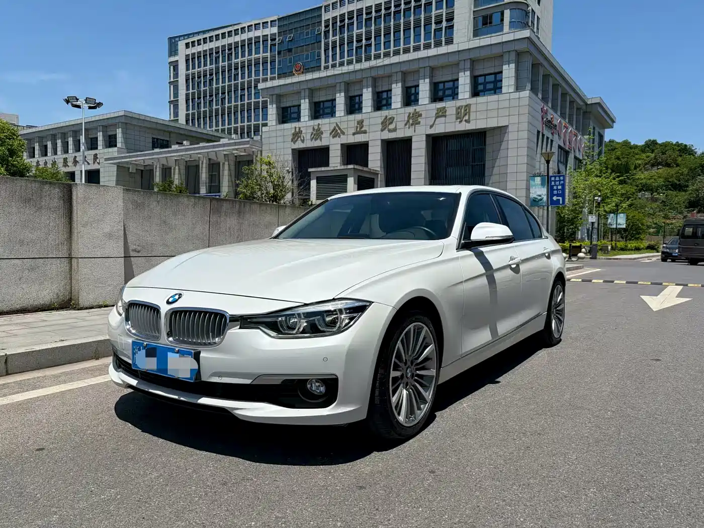 BMW 3 Series 2019 320Li Fashion Type фото 3