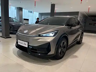 Volkswagen ID. UNYX 06