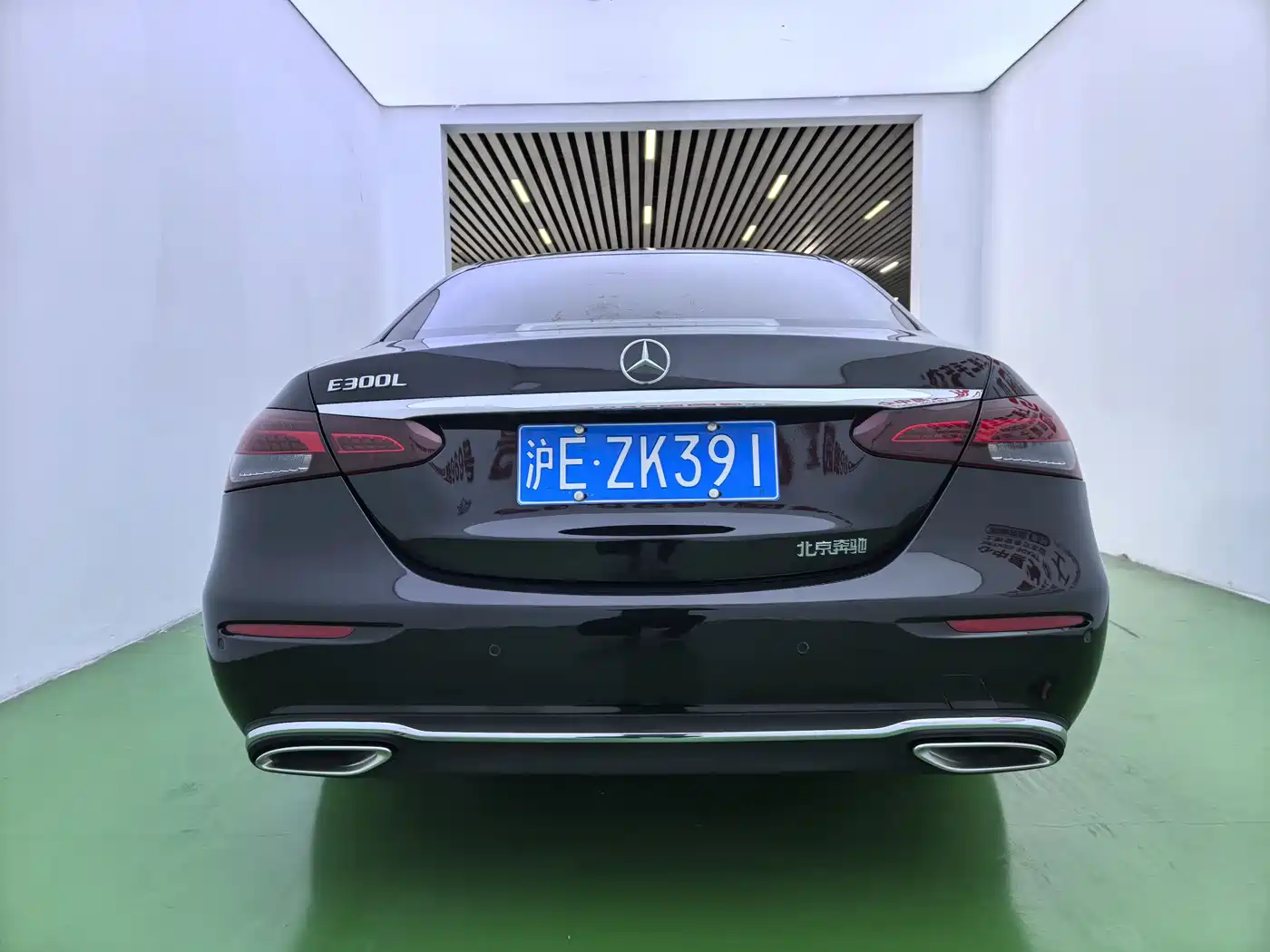 Mercedes-Benz E-Class 2023 E 300 L Luxury фото 12
