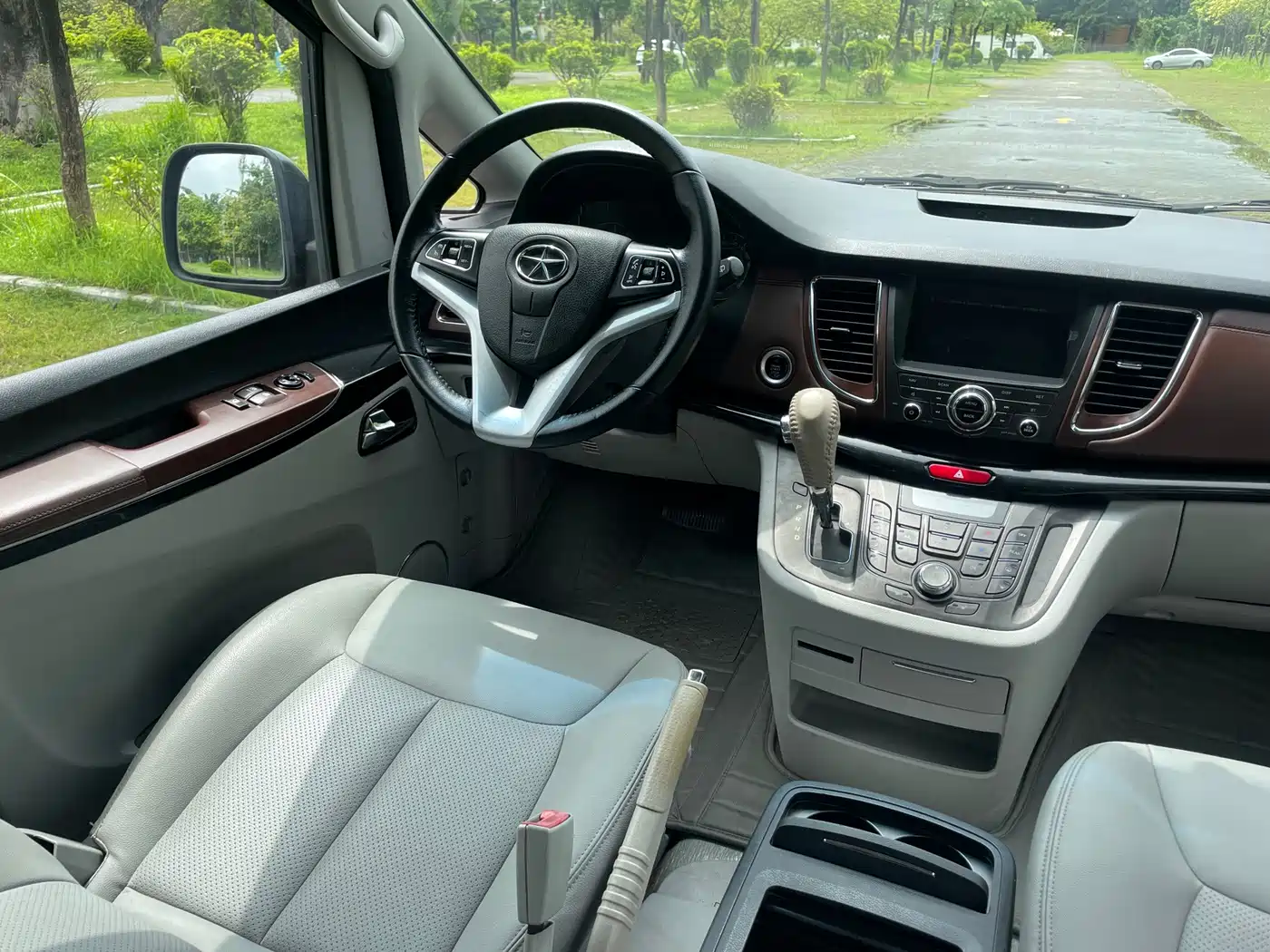 JAC Motors Refine M5 2016 2016 2.0T Gasoline Automatic Official Version