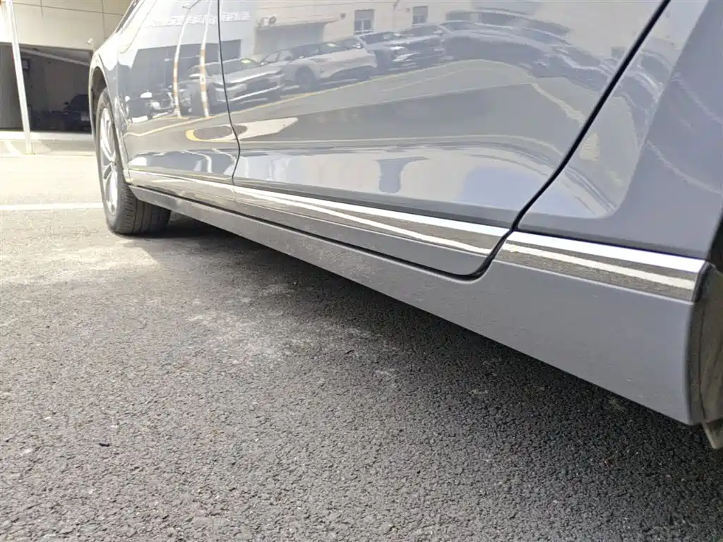 Volkswagen Weilan 2021 2.0T Smooth Ride Edition фото 22