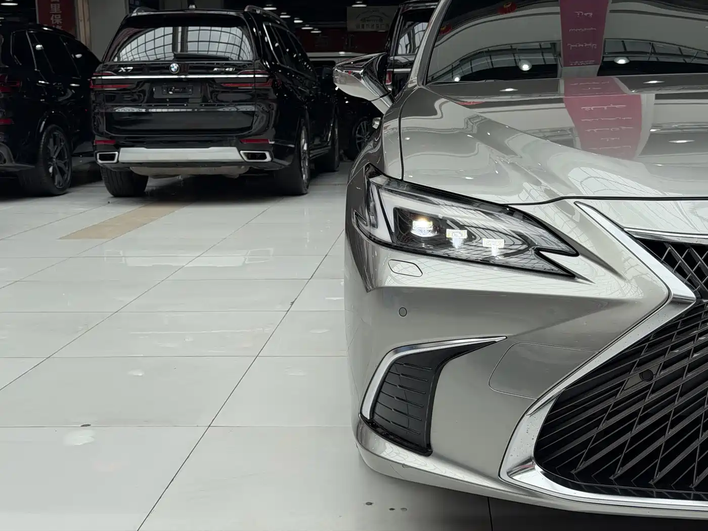 Lexus ES 2025 2025 200 Ultimate Edition