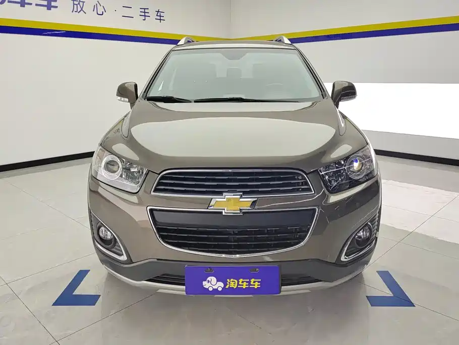 Chevrolet Captiva 2016 2015 2.4L 2WD Urban Edition 7-seater