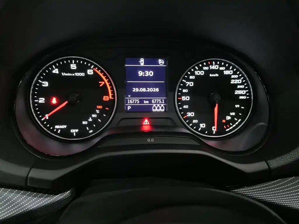 Audi Q2L 2024 2023 35TFSI Fashion Sport