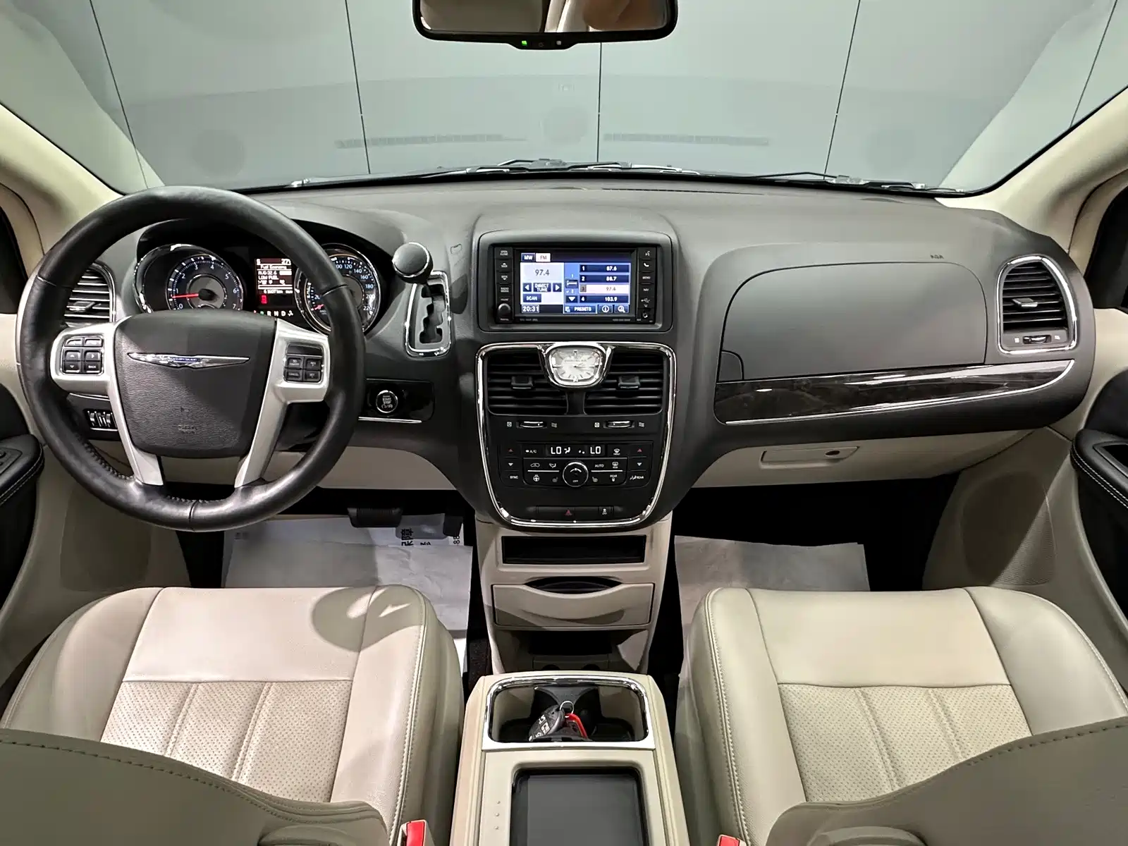 Фото 23 - Chrysler Pacifica