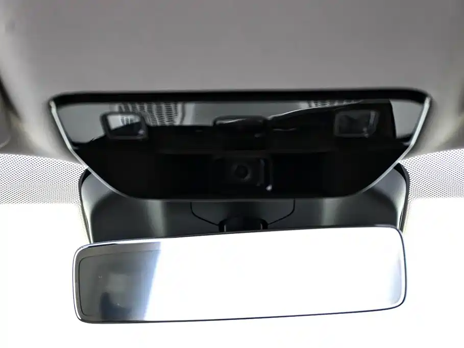 Li Auto Li i8 2026 2025 Standard Edition