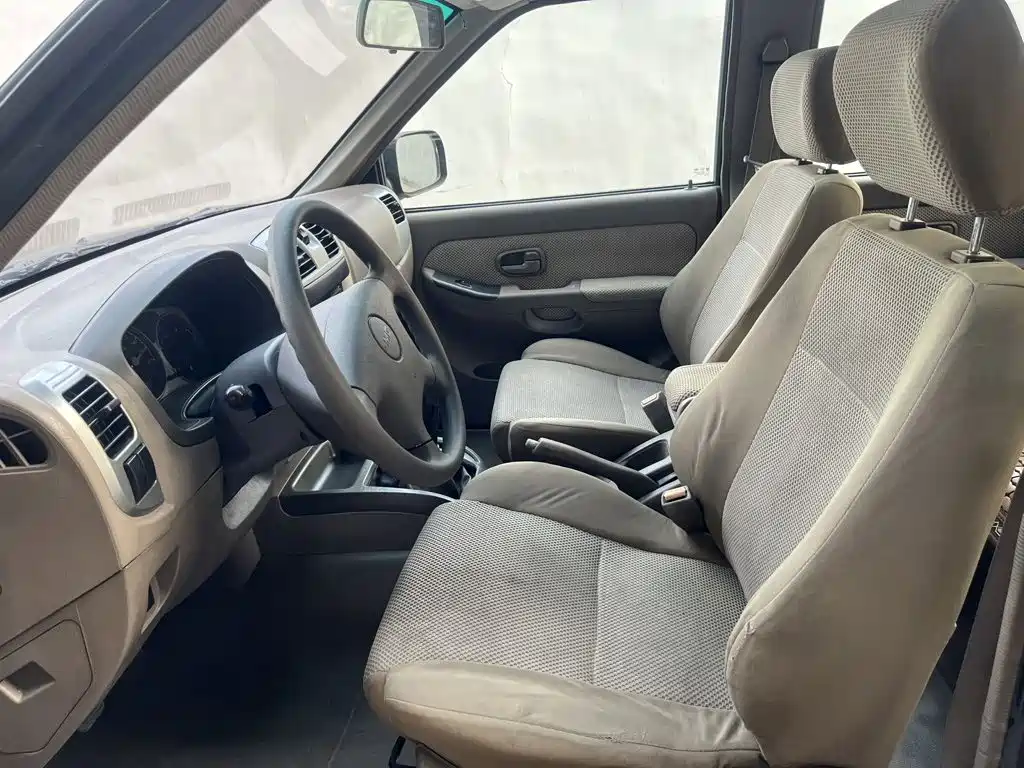 Jiangling Baodian 2015 2015 2.8T New Trend Diesel 2WD Extended Edition JX493ZLQ4C