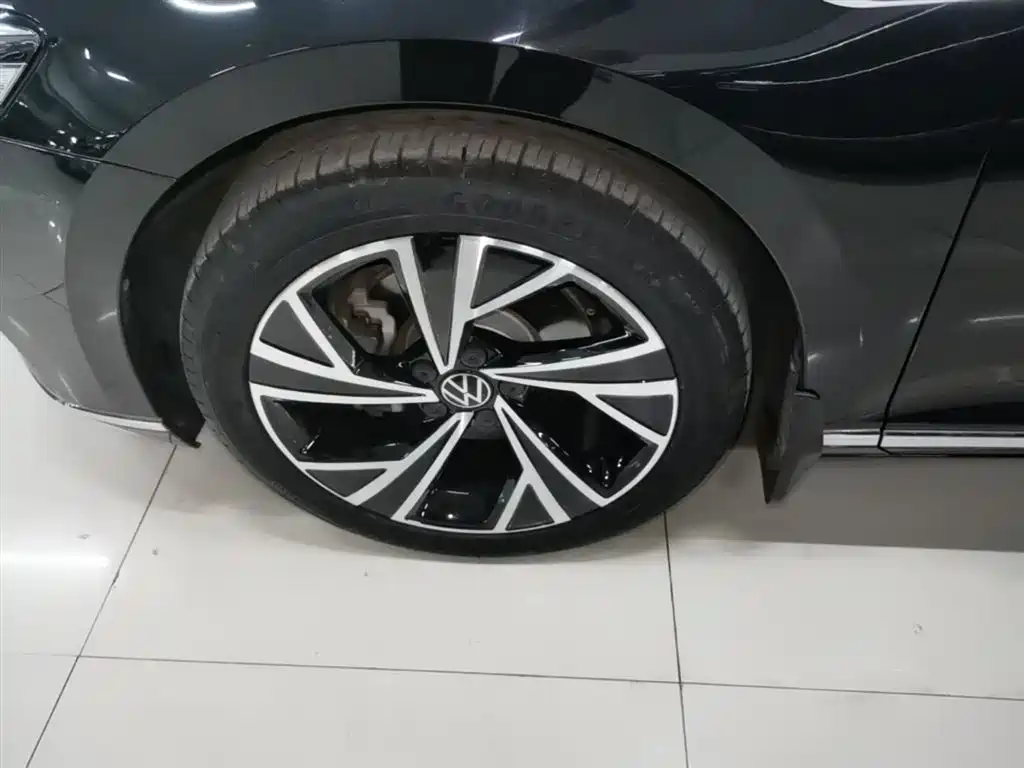 Volkswagen Magotan 2020 330TSI DSG Luxury фото 23