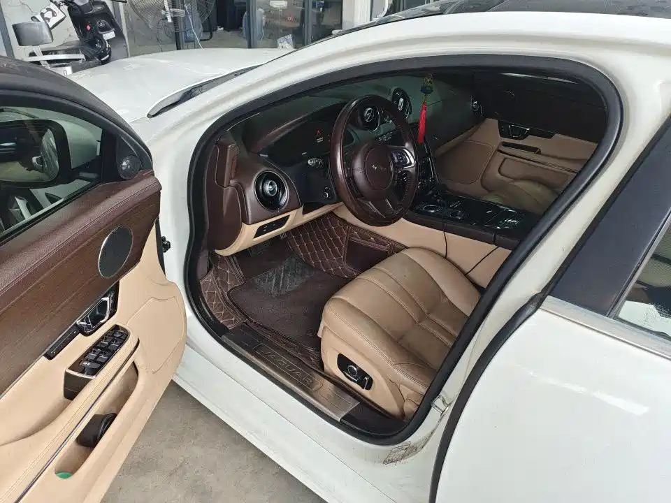 Jaguar XJ 2017 2016 XJL 3.0 SC 2WD Elegance Business Edition