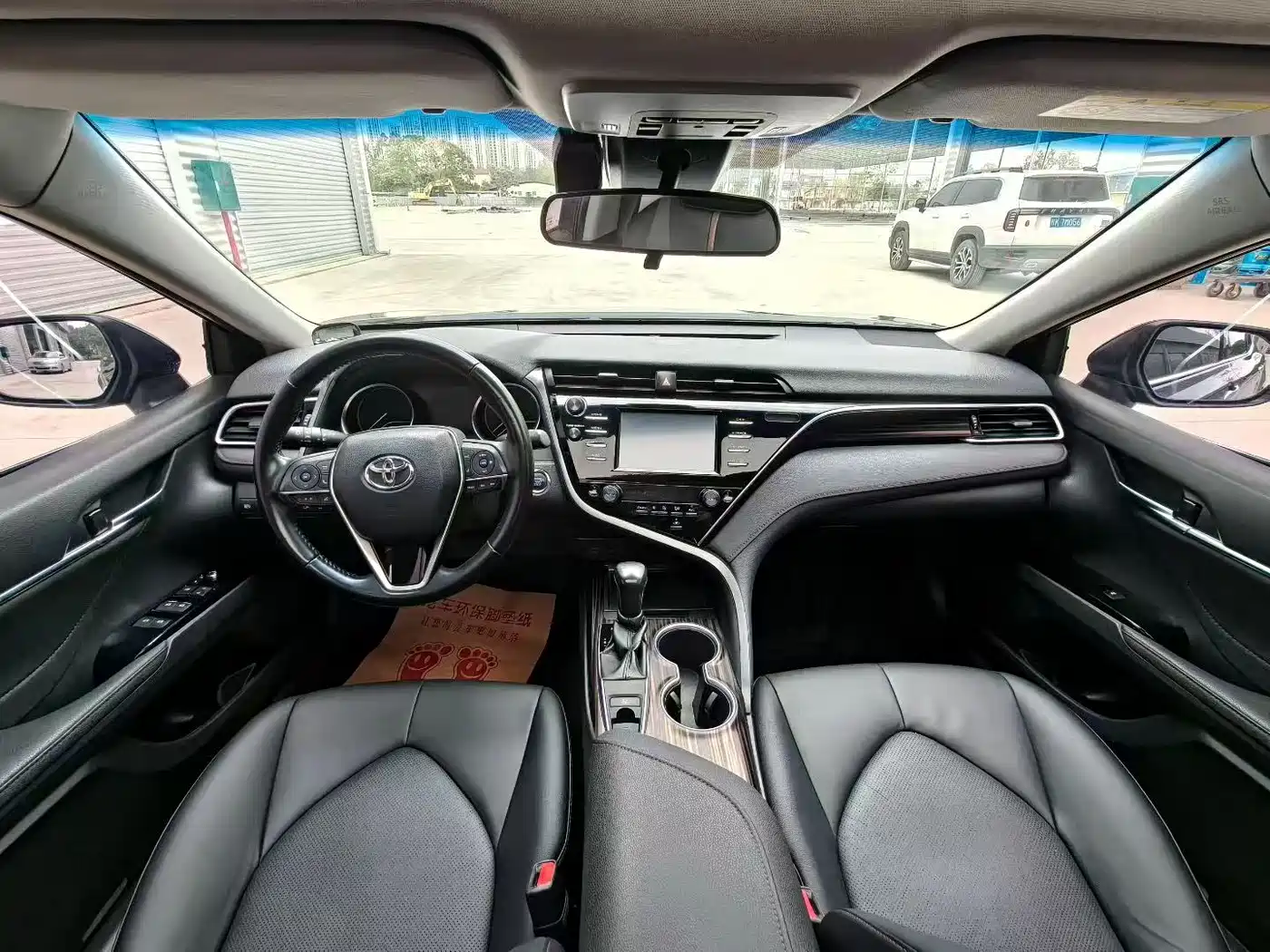 Toyota Camry 2018 2.0G Luxury Edition фото 8