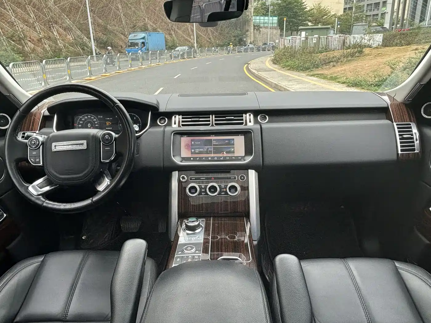 Land Rover Range Rover 2017 3.0 SC V6 Vogue фото 8