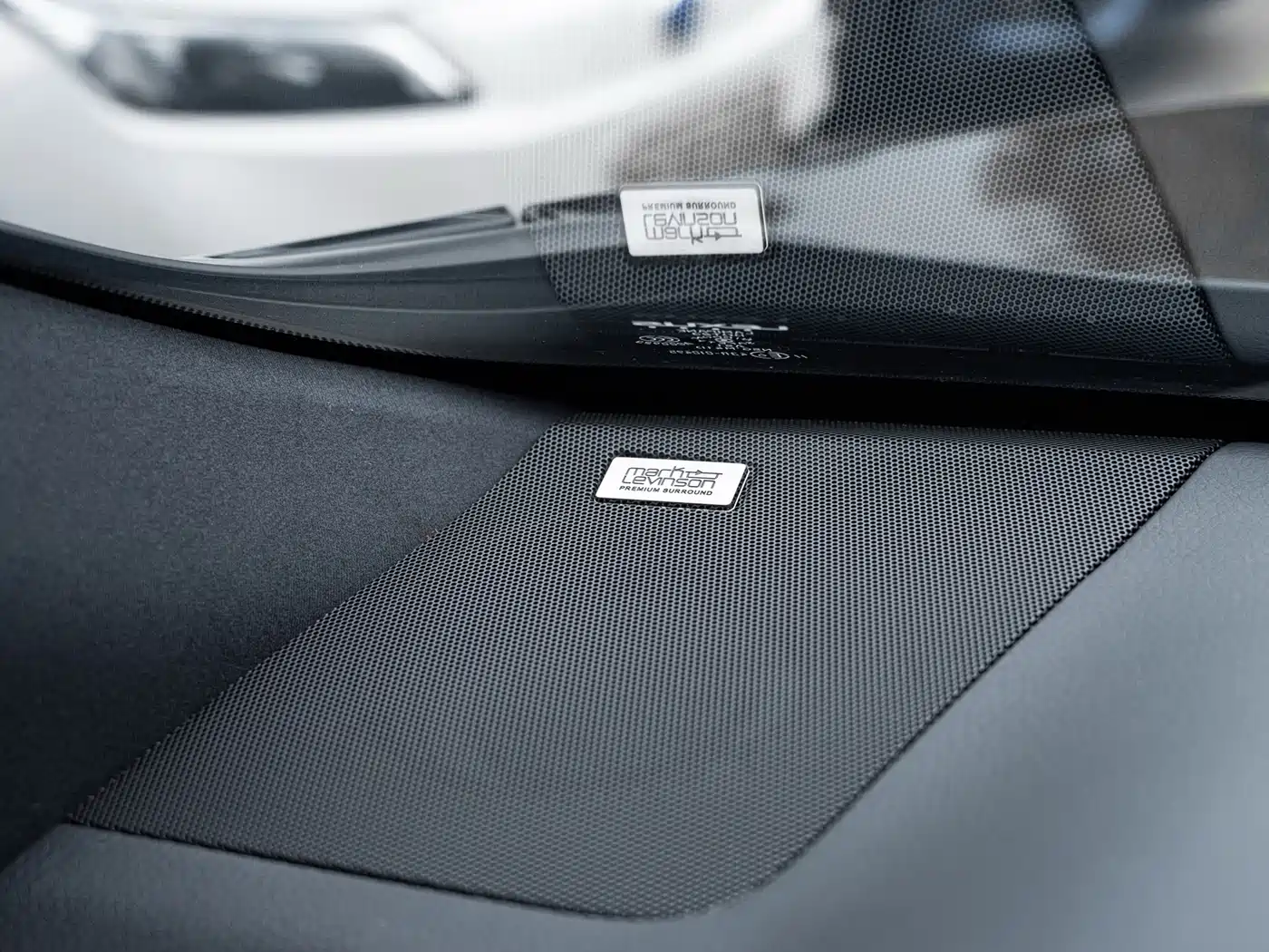 Фото 23 - Lexus RX